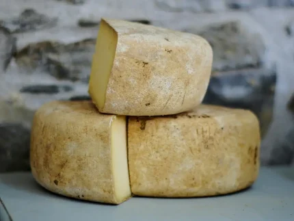 Gouda Cheese Black Pepper
